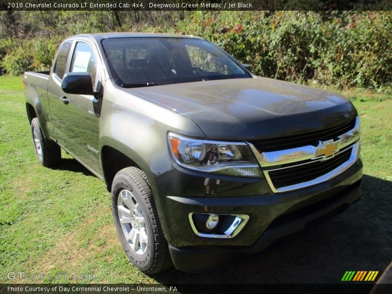 Front 3/4 View of 2018 Colorado LT Extended Cab 4x4