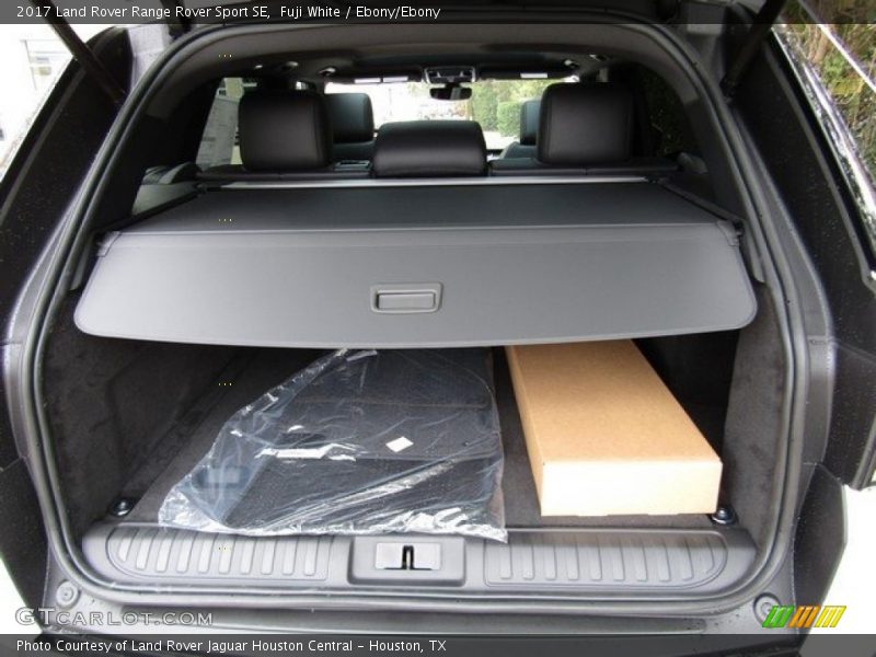 Fuji White / Ebony/Ebony 2017 Land Rover Range Rover Sport SE