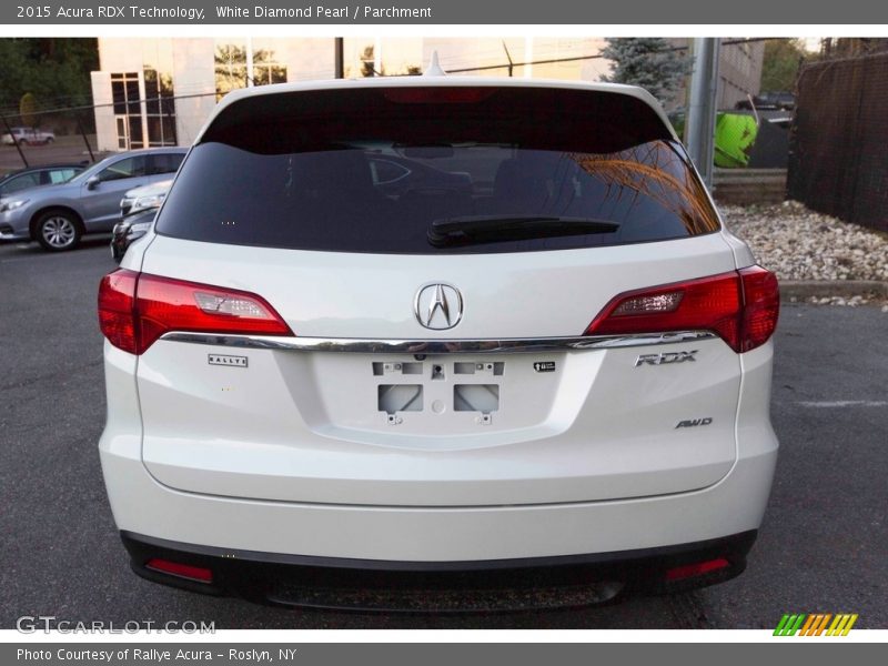 White Diamond Pearl / Parchment 2015 Acura RDX Technology