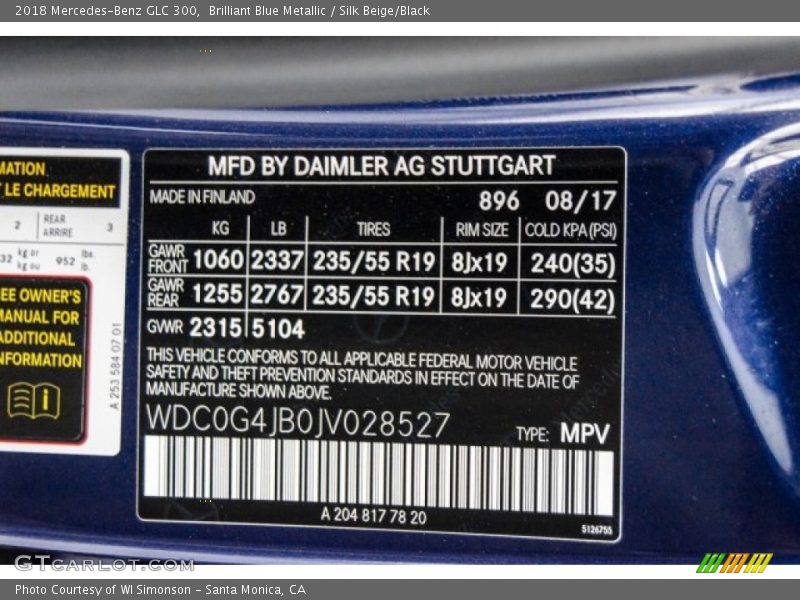 Brilliant Blue Metallic / Silk Beige/Black 2018 Mercedes-Benz GLC 300