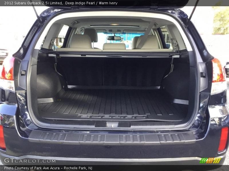 Deep Indigo Pearl / Warm Ivory 2012 Subaru Outback 2.5i Limited