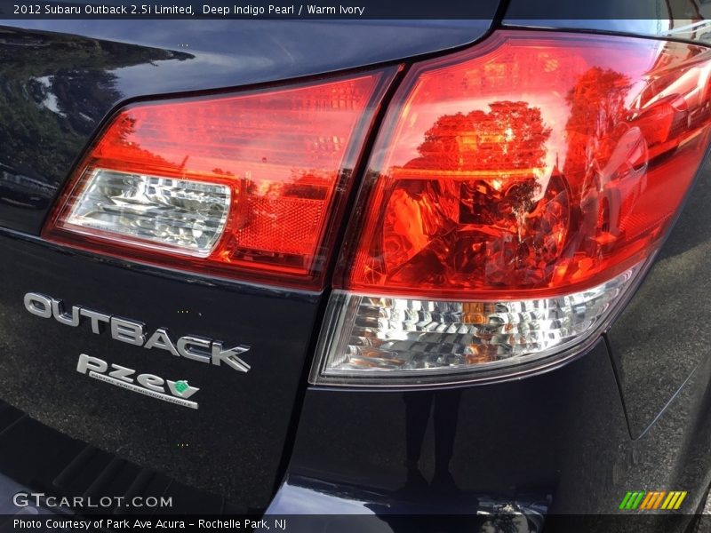 Deep Indigo Pearl / Warm Ivory 2012 Subaru Outback 2.5i Limited