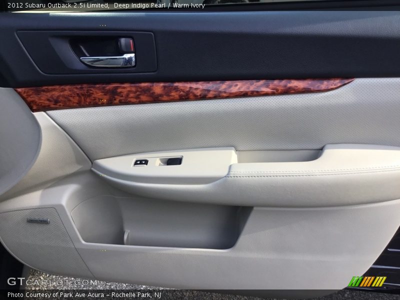 Deep Indigo Pearl / Warm Ivory 2012 Subaru Outback 2.5i Limited