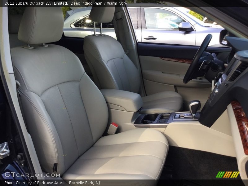 Deep Indigo Pearl / Warm Ivory 2012 Subaru Outback 2.5i Limited