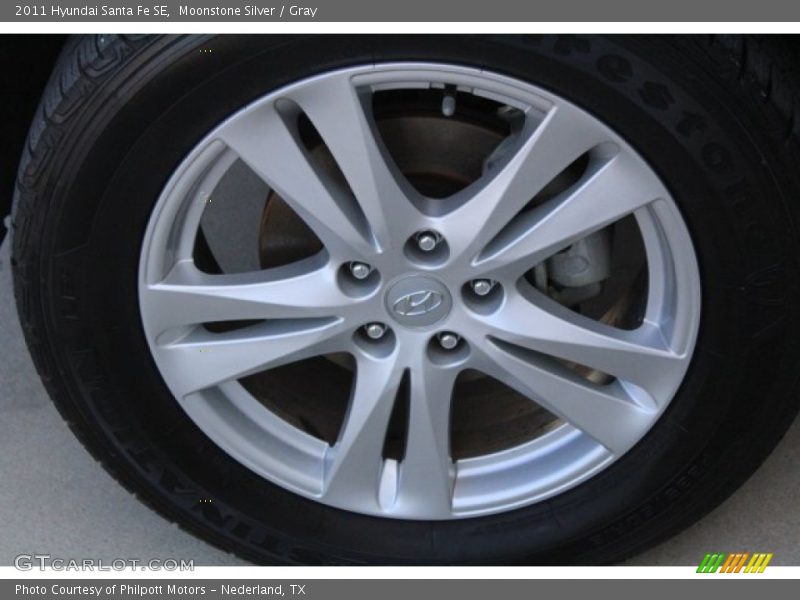 Moonstone Silver / Gray 2011 Hyundai Santa Fe SE