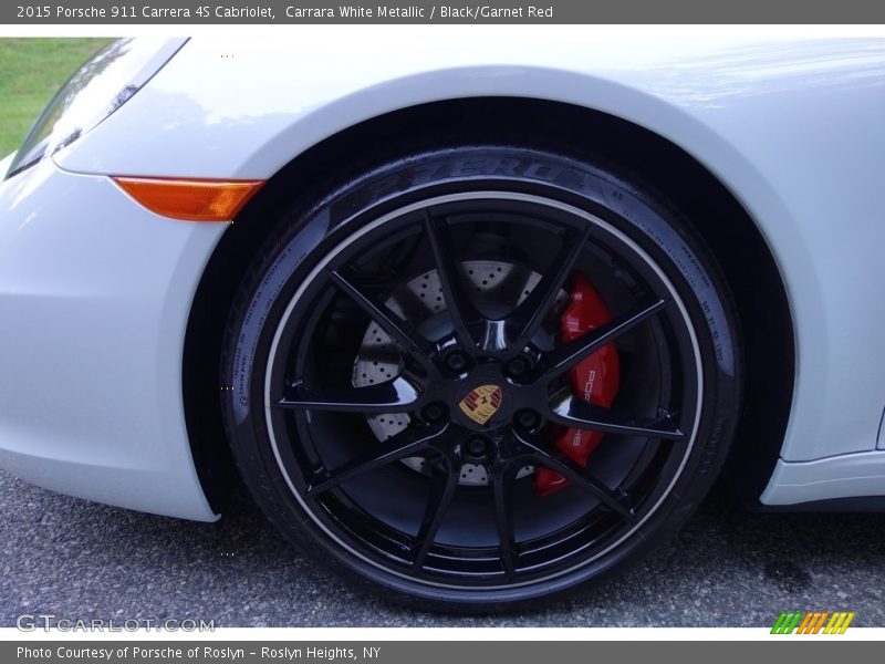 Carrara White Metallic / Black/Garnet Red 2015 Porsche 911 Carrera 4S Cabriolet