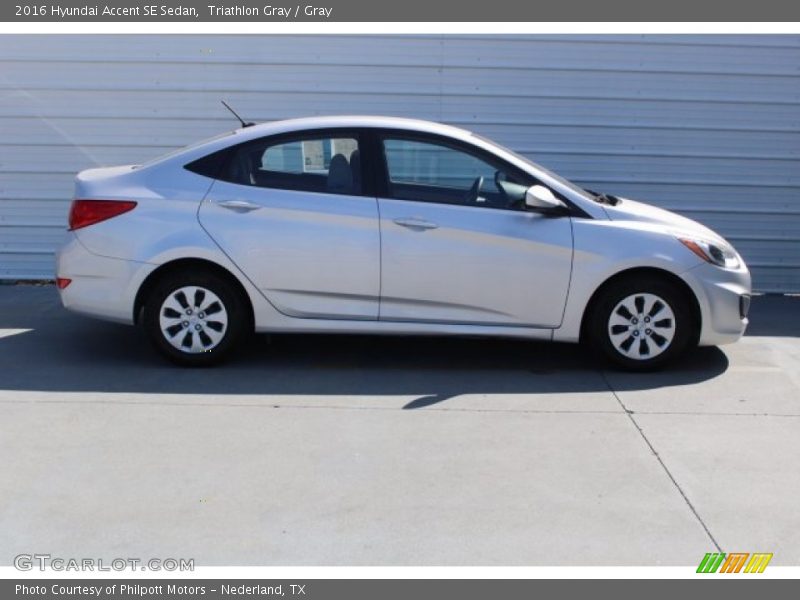 Triathlon Gray / Gray 2016 Hyundai Accent SE Sedan