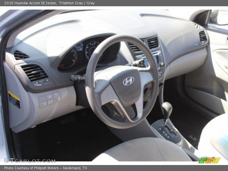 Triathlon Gray / Gray 2016 Hyundai Accent SE Sedan