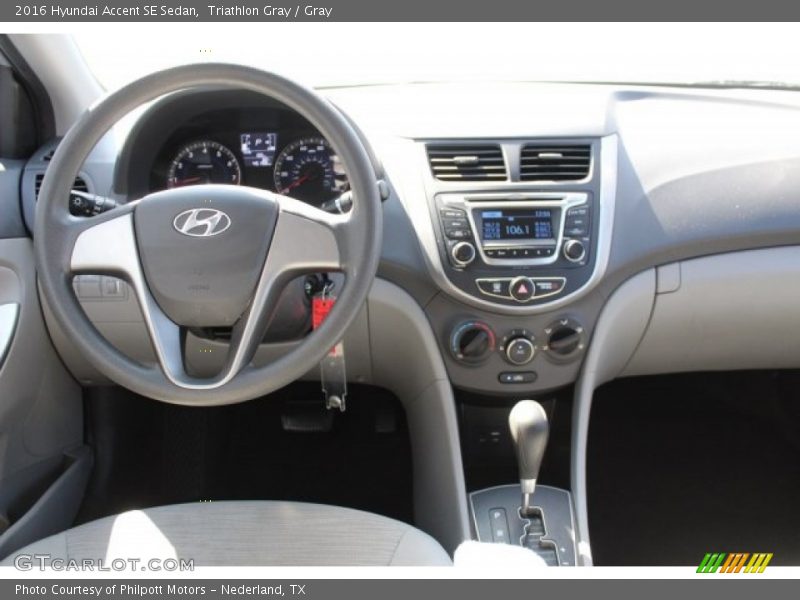 Triathlon Gray / Gray 2016 Hyundai Accent SE Sedan