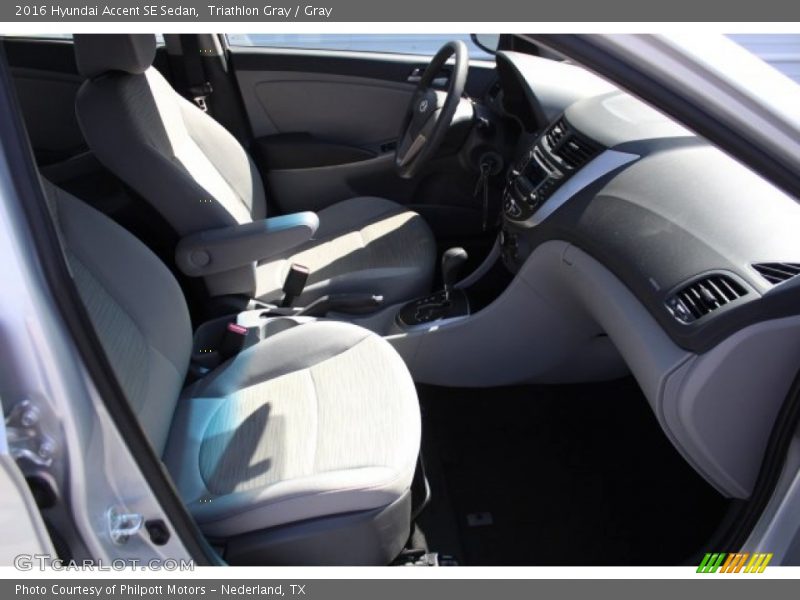 Triathlon Gray / Gray 2016 Hyundai Accent SE Sedan