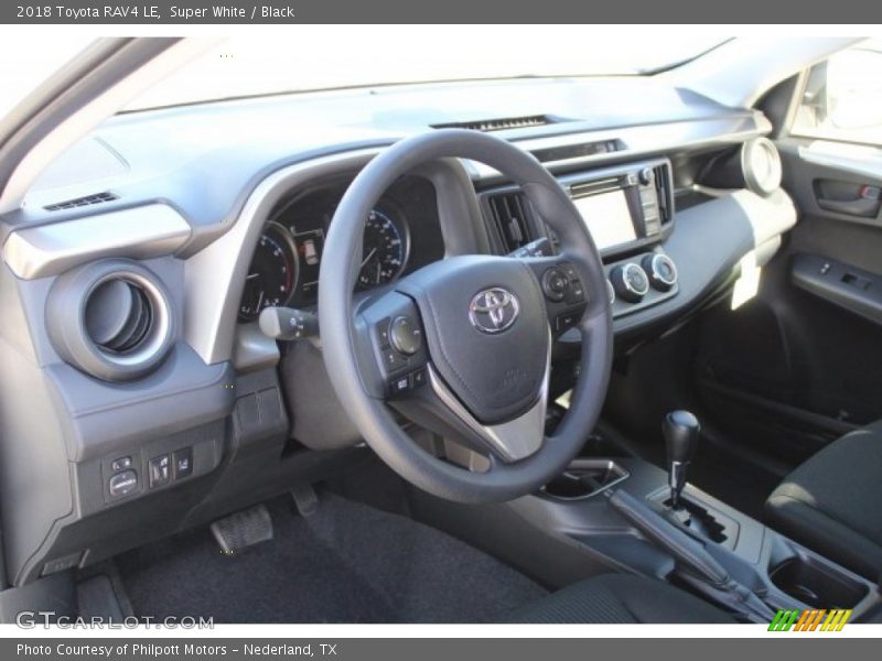 Super White / Black 2018 Toyota RAV4 LE