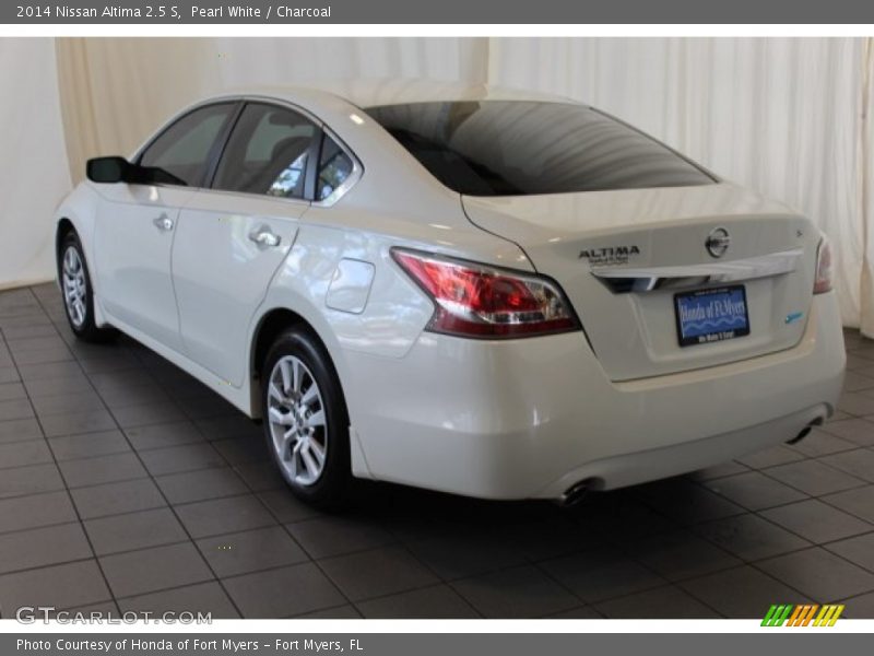 Pearl White / Charcoal 2014 Nissan Altima 2.5 S