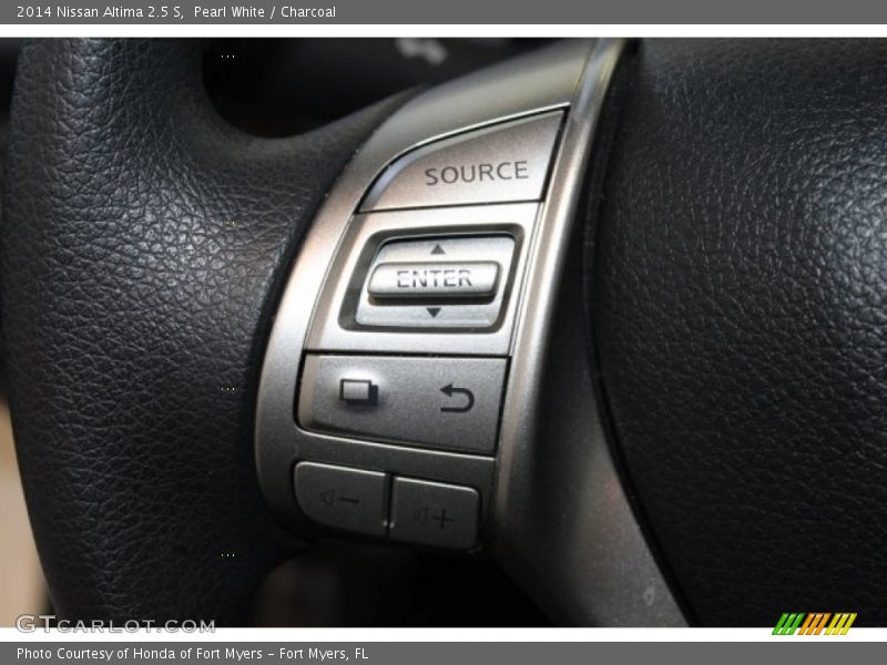 Pearl White / Charcoal 2014 Nissan Altima 2.5 S