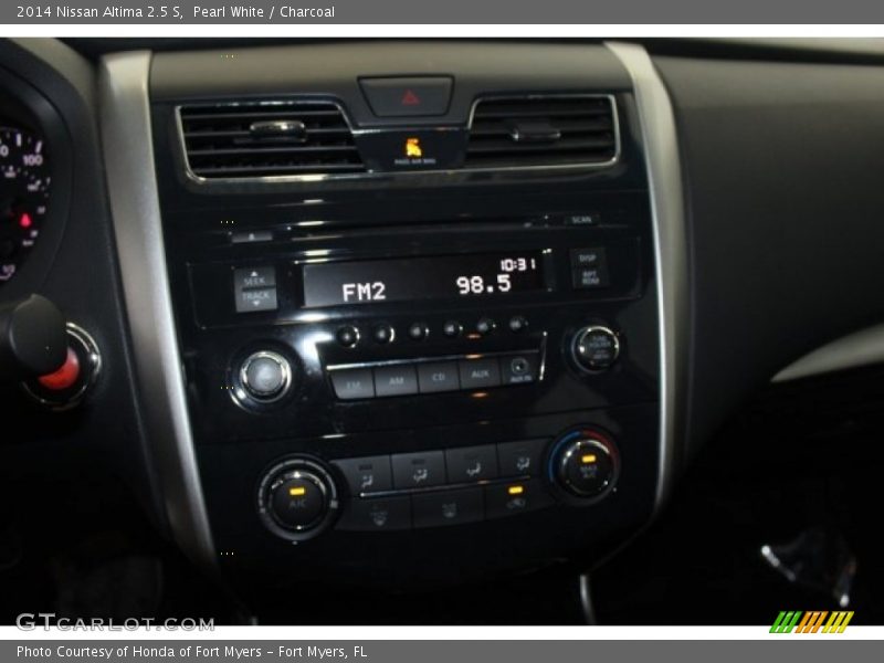 Pearl White / Charcoal 2014 Nissan Altima 2.5 S