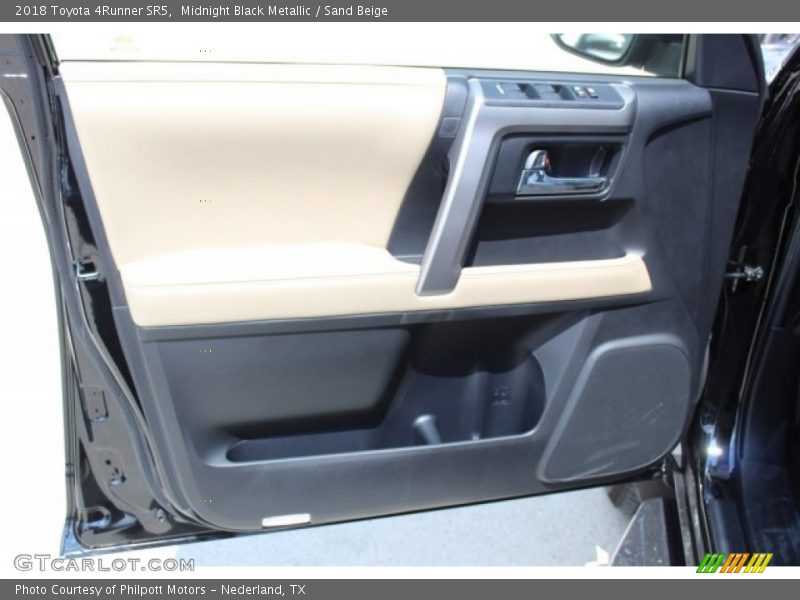 Midnight Black Metallic / Sand Beige 2018 Toyota 4Runner SR5