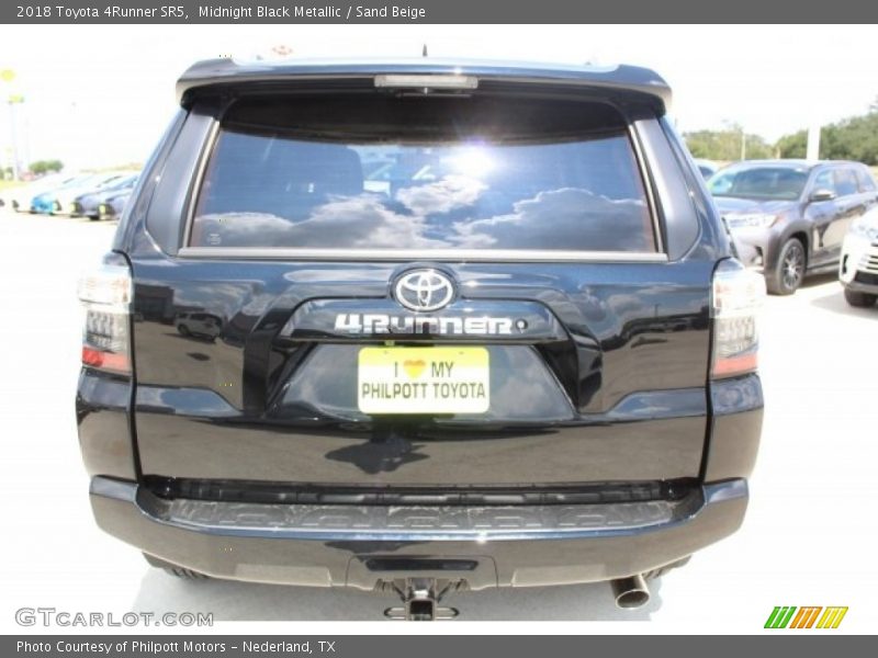 Midnight Black Metallic / Sand Beige 2018 Toyota 4Runner SR5
