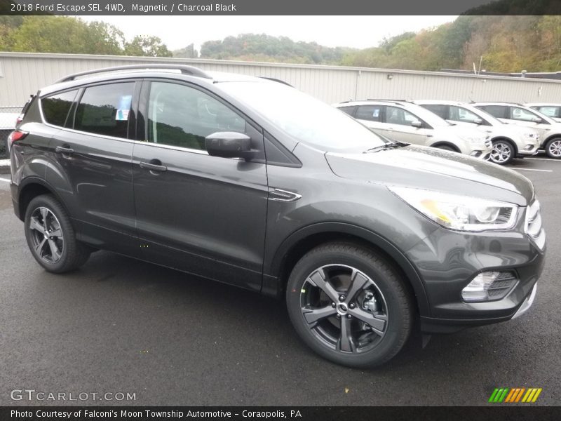 Front 3/4 View of 2018 Escape SEL 4WD