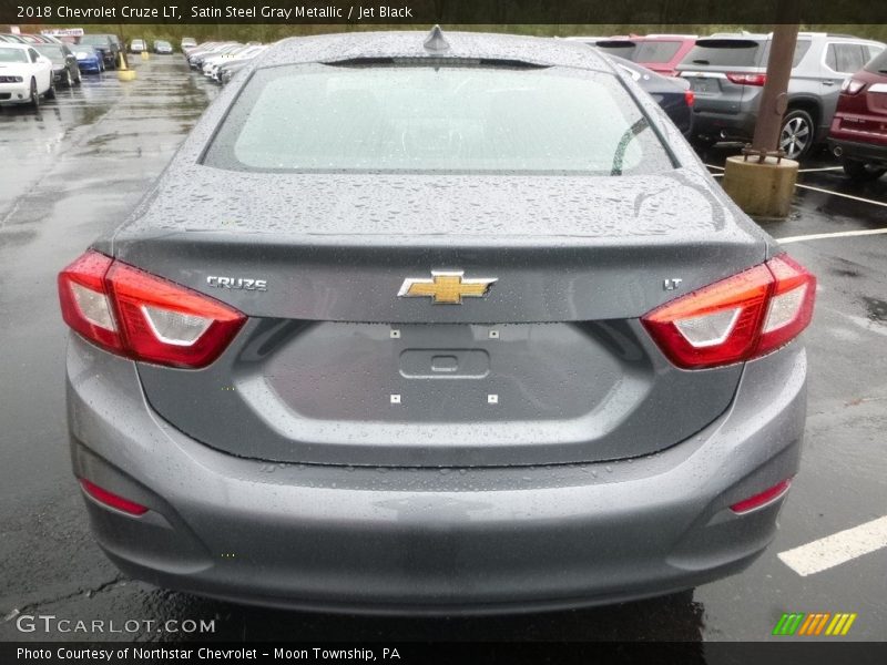 Satin Steel Gray Metallic / Jet Black 2018 Chevrolet Cruze LT