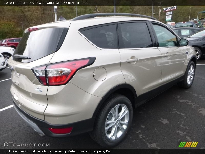 White Gold / Charcoal Black 2018 Ford Escape SE 4WD