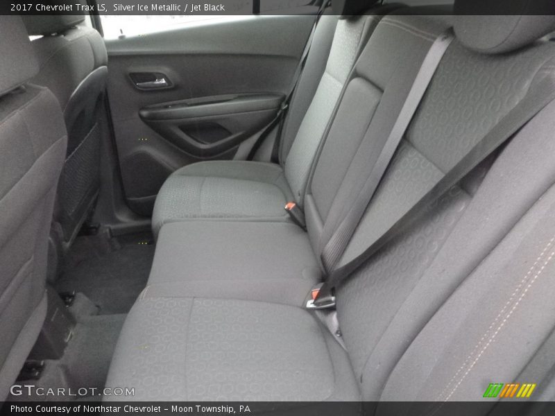 Silver Ice Metallic / Jet Black 2017 Chevrolet Trax LS
