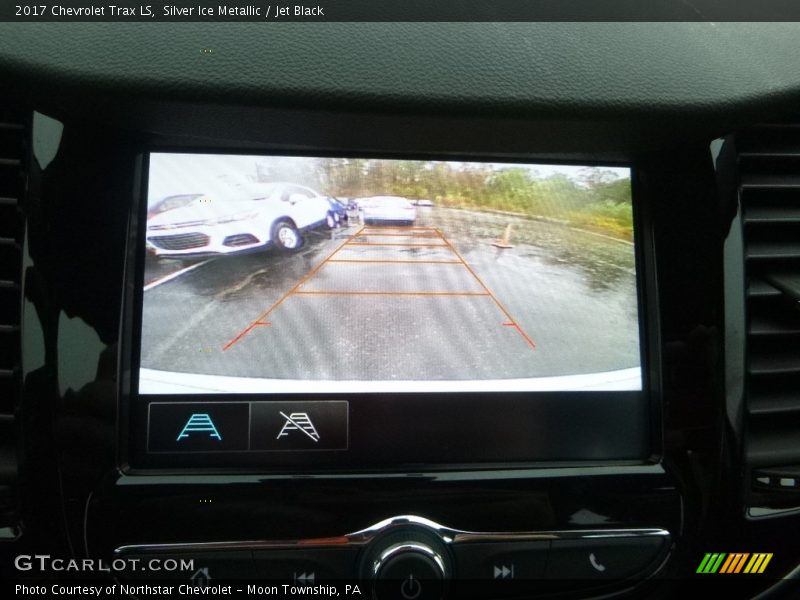 Silver Ice Metallic / Jet Black 2017 Chevrolet Trax LS