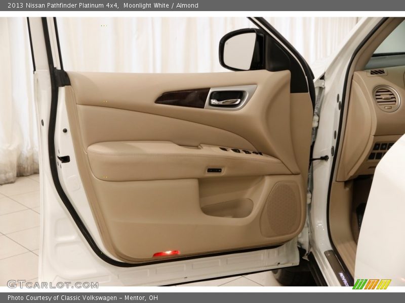 Moonlight White / Almond 2013 Nissan Pathfinder Platinum 4x4