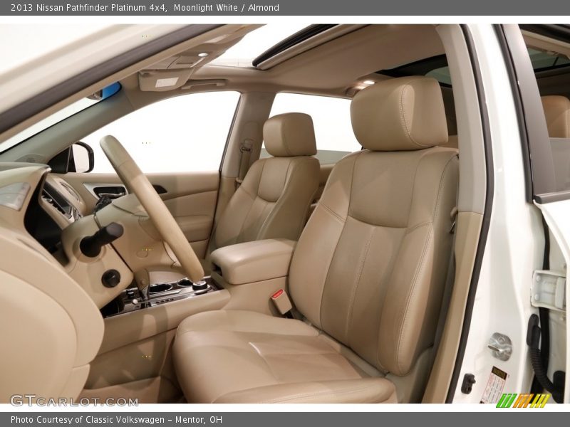 Moonlight White / Almond 2013 Nissan Pathfinder Platinum 4x4