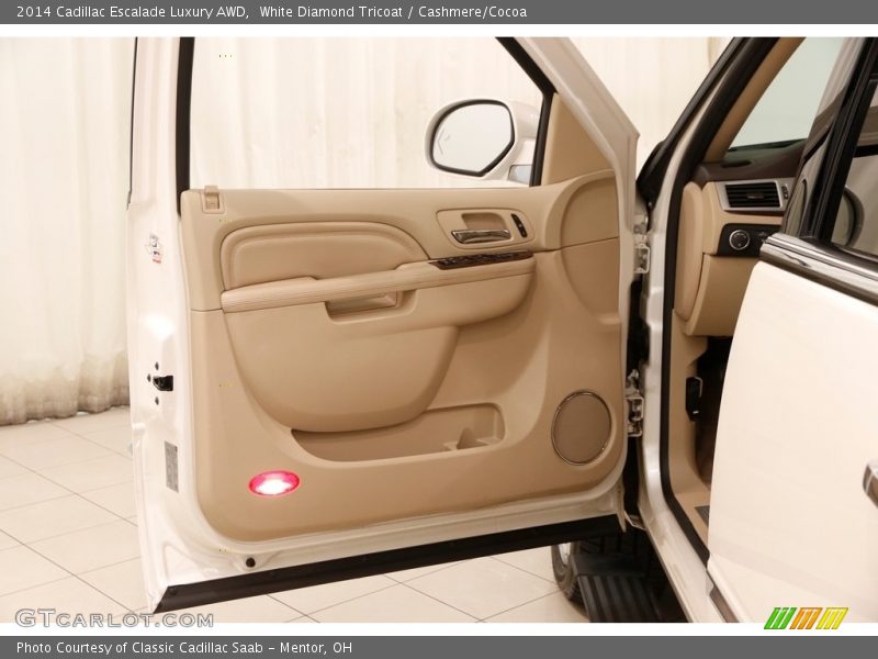 White Diamond Tricoat / Cashmere/Cocoa 2014 Cadillac Escalade Luxury AWD