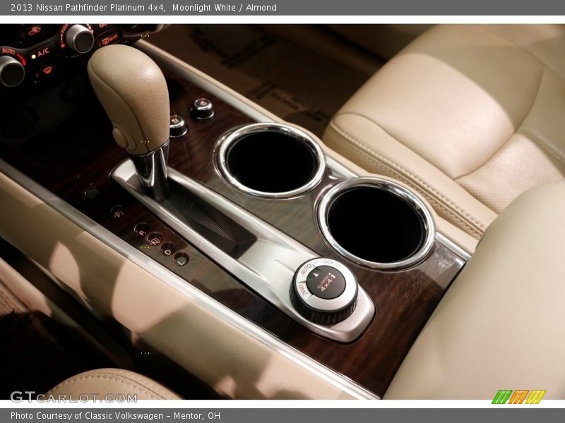 Moonlight White / Almond 2013 Nissan Pathfinder Platinum 4x4