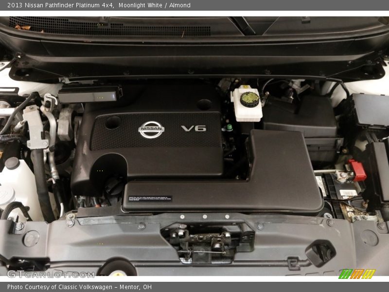 Moonlight White / Almond 2013 Nissan Pathfinder Platinum 4x4
