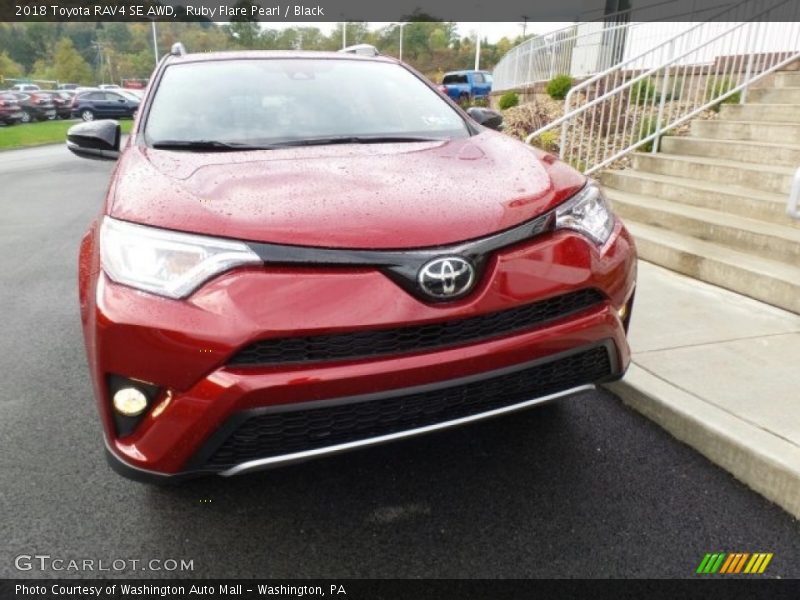 Ruby Flare Pearl / Black 2018 Toyota RAV4 SE AWD