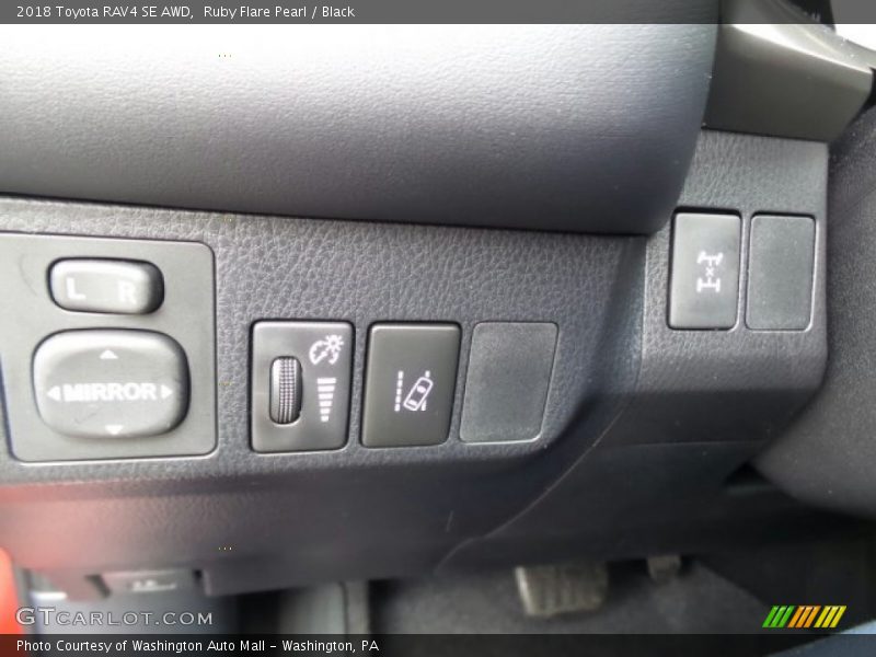 Controls of 2018 RAV4 SE AWD