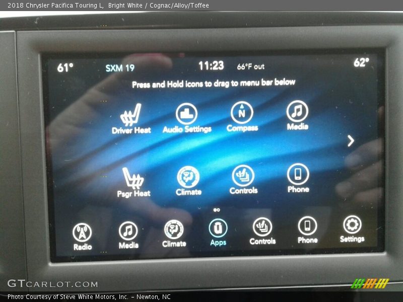 Bright White / Cognac/Alloy/Toffee 2018 Chrysler Pacifica Touring L
