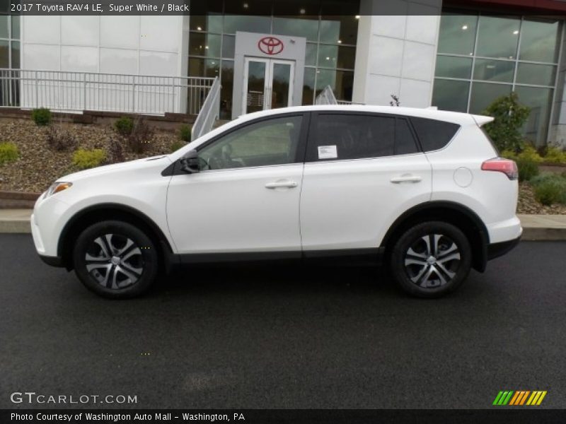 Super White / Black 2017 Toyota RAV4 LE