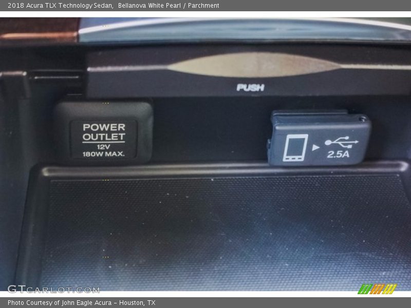 Bellanova White Pearl / Parchment 2018 Acura TLX Technology Sedan