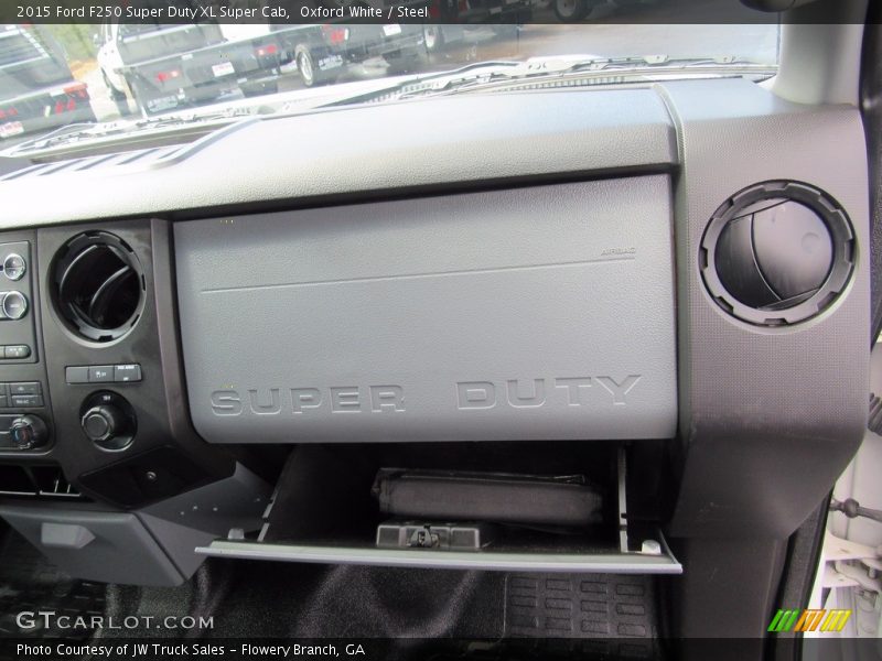 Oxford White / Steel 2015 Ford F250 Super Duty XL Super Cab