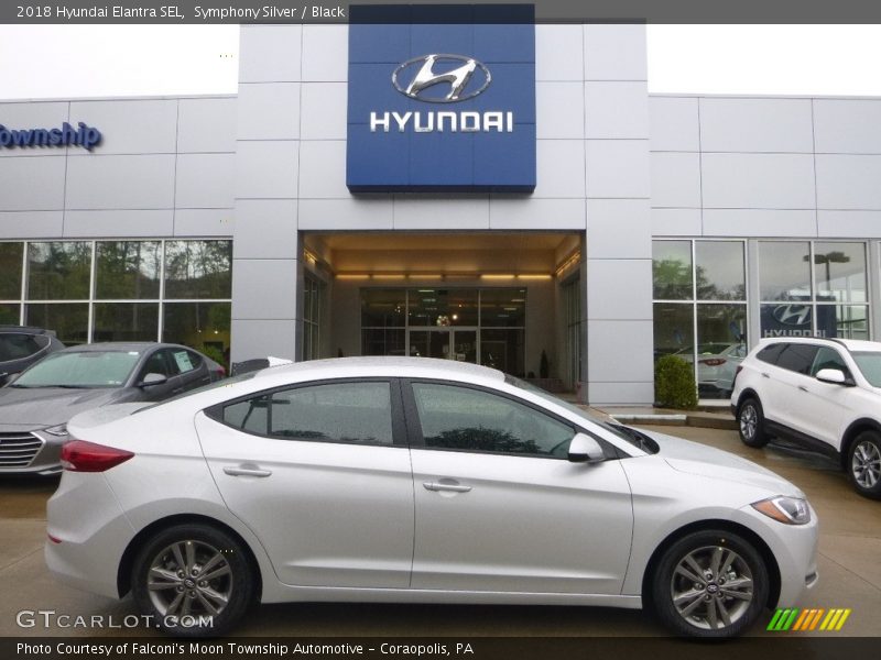 Symphony Silver / Black 2018 Hyundai Elantra SEL