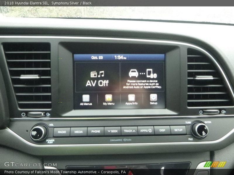 Symphony Silver / Black 2018 Hyundai Elantra SEL