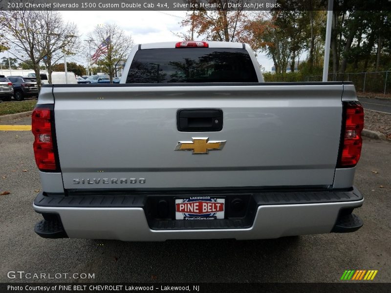 Silver Ice Metallic / Dark Ash/Jet Black 2018 Chevrolet Silverado 1500 Custom Double Cab 4x4