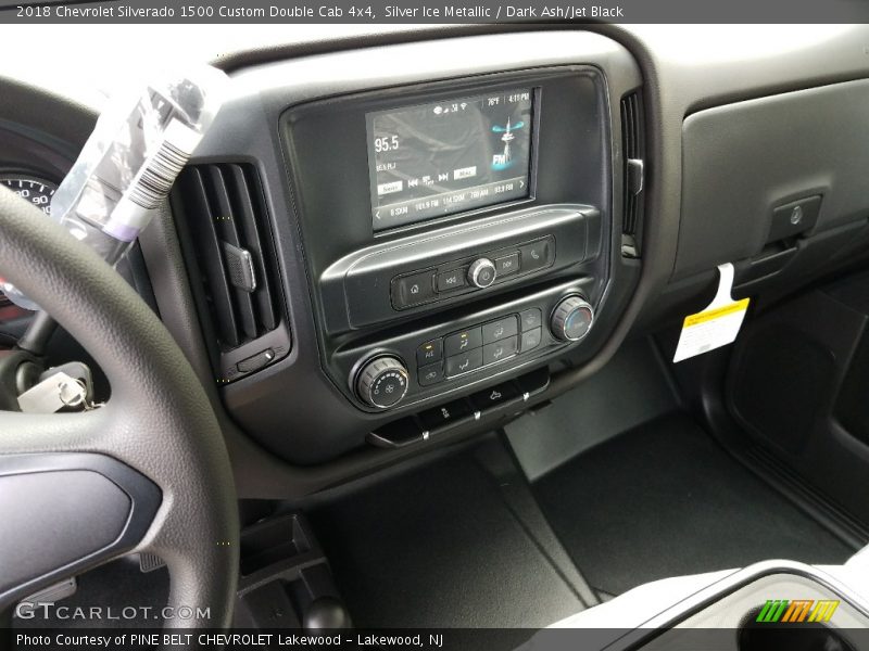 Silver Ice Metallic / Dark Ash/Jet Black 2018 Chevrolet Silverado 1500 Custom Double Cab 4x4