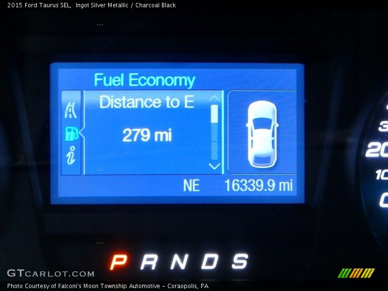 Ingot Silver Metallic / Charcoal Black 2015 Ford Taurus SEL