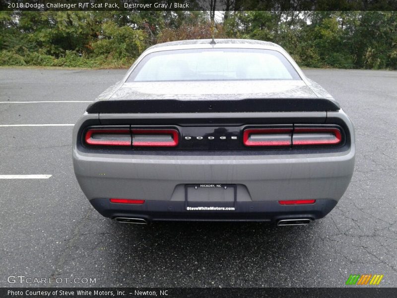 Destroyer Gray / Black 2018 Dodge Challenger R/T Scat Pack