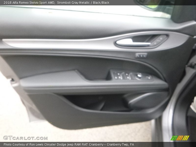 Stromboli Gray Metallic / Black/Black 2018 Alfa Romeo Stelvio Sport AWD