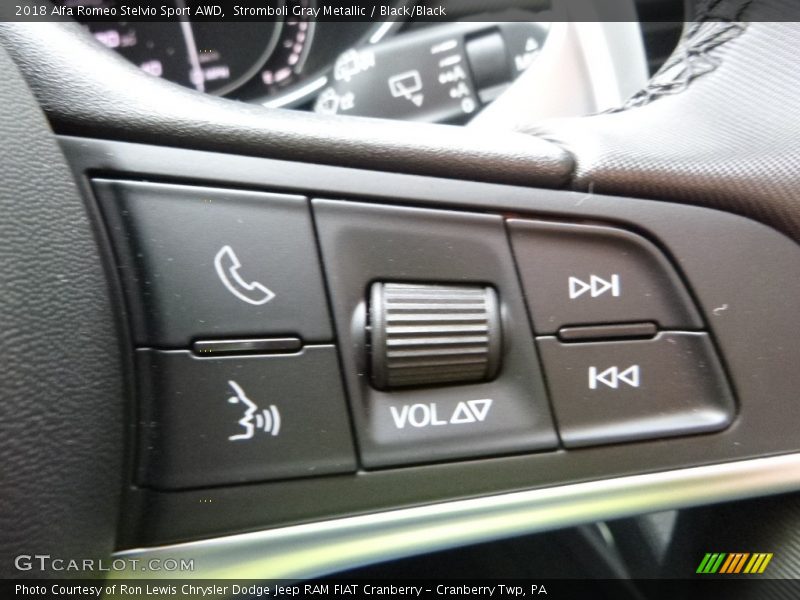 Stromboli Gray Metallic / Black/Black 2018 Alfa Romeo Stelvio Sport AWD