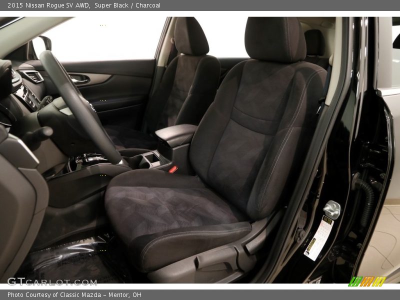 Super Black / Charcoal 2015 Nissan Rogue SV AWD