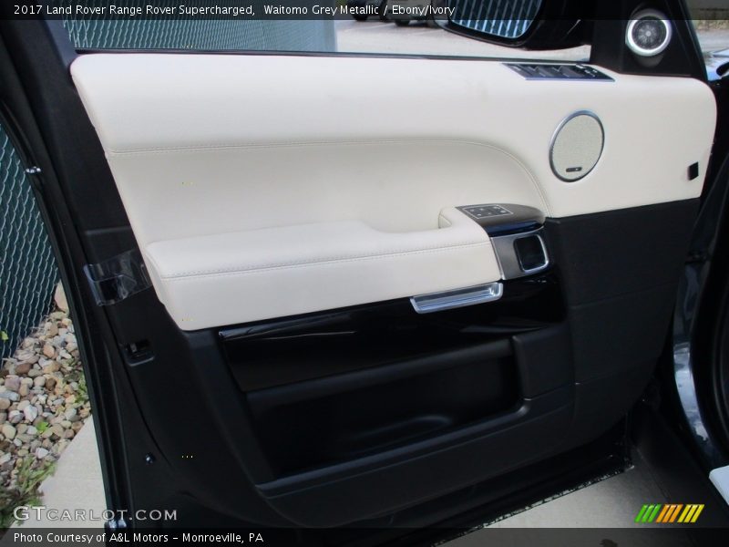 Waitomo Grey Metallic / Ebony/Ivory 2017 Land Rover Range Rover Supercharged