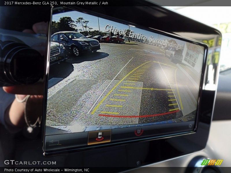 Mountain Grey Metallic / Ash 2017 Mercedes-Benz GLA 250