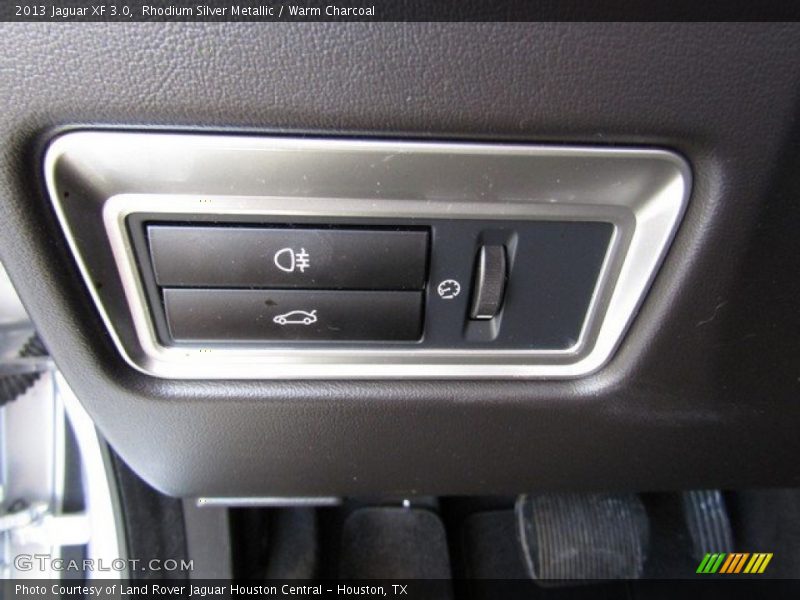 Rhodium Silver Metallic / Warm Charcoal 2013 Jaguar XF 3.0