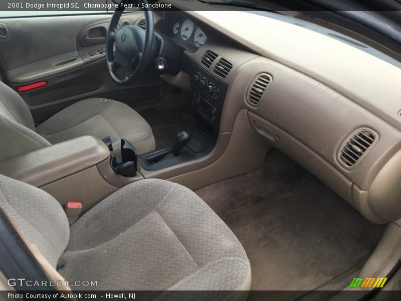Champagne Pearl / Sandstone 2001 Dodge Intrepid SE