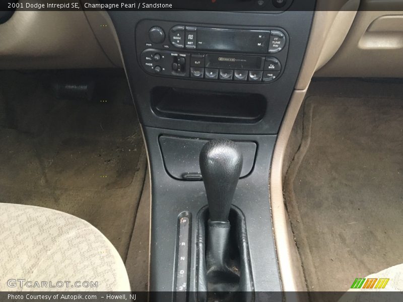 Champagne Pearl / Sandstone 2001 Dodge Intrepid SE